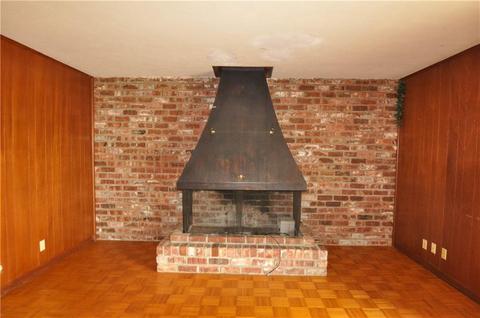 2209 E Robinson, Norman, OK 73071 photo 14