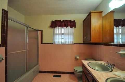 2209 E Robinson, Norman, OK 73071 photo 27