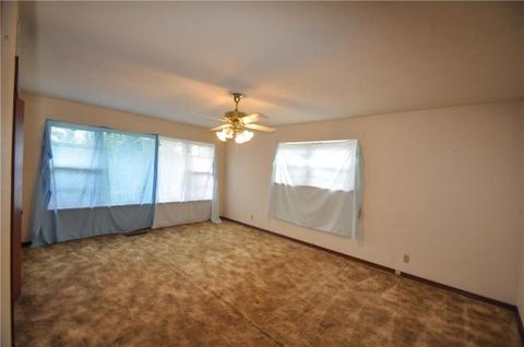 2209 E Robinson, Norman, OK 73071 photo 18