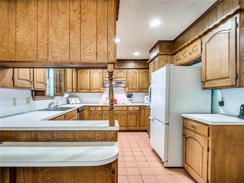 204 E Fox Ln, Newcastle, OK 73065 photo 10