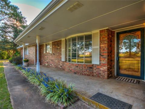 204 E Fox Ln, Newcastle, OK 73065 photo 3