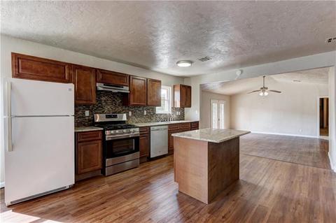 713 E Johnson, Norman, OK 73071 photo 4