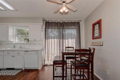 804 N Parkview Cir, Moore, OK 73170 photo 9