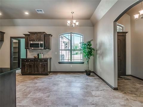 20960 Landmark, Harrah, OK 73045 photo 15