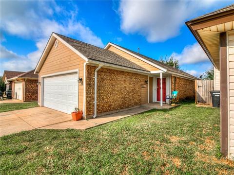 2311 Cedar Brk, Moore, OK 73160 photo 3