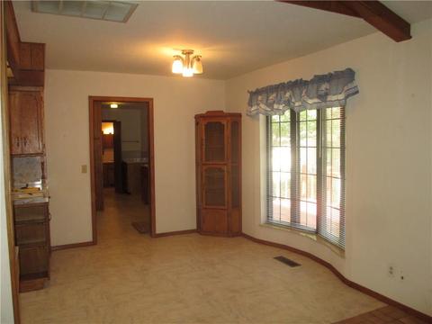 203 Washington, Corn, OK 73024 photo 12