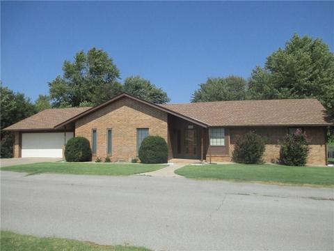 203 Washington, Corn, OK 73024 photo 1