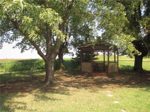 203 Washington, Corn, OK 73024 photo 28