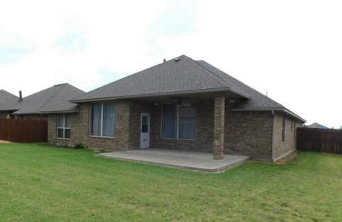 3200 Sparrow Dr, Moore, OK 73165 photo 11
