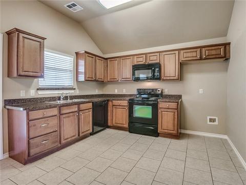 20660 Frontier, Harrah, OK 73045 photo 14