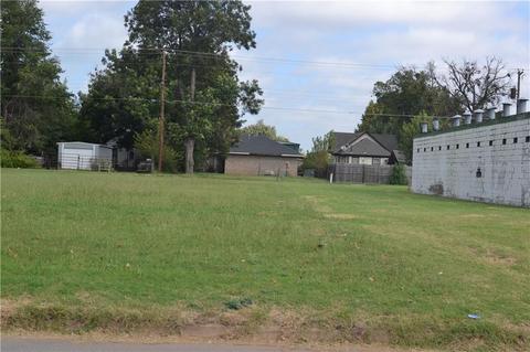 513 E Central, Anadarko, OK 73005 photo 1