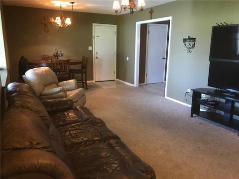 106 Jeffries Dr, Tuttle, OK 73089 photo 3