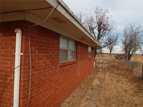 705 W A St, Eldorado, OK 73537 photo 21