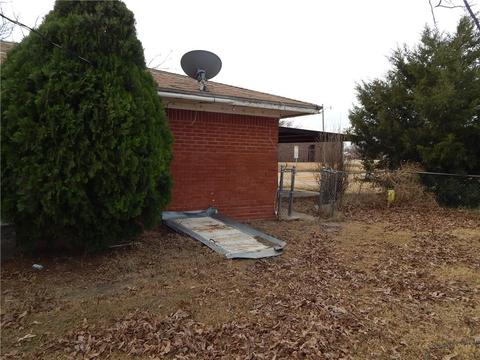705 W A St, Eldorado, OK 73537 photo 26