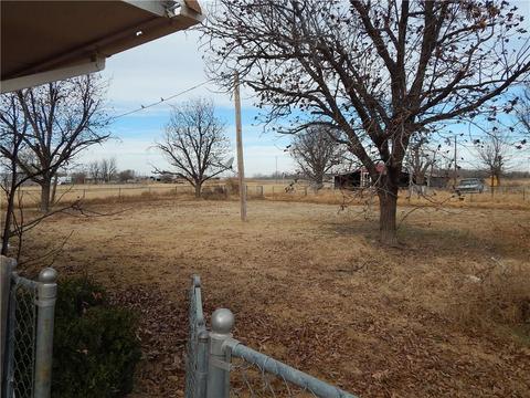 705 W A St, Eldorado, OK 73537 photo 22