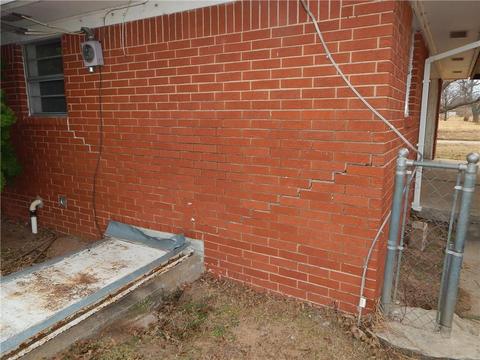 705 W A St, Eldorado, OK 73537 photo 27