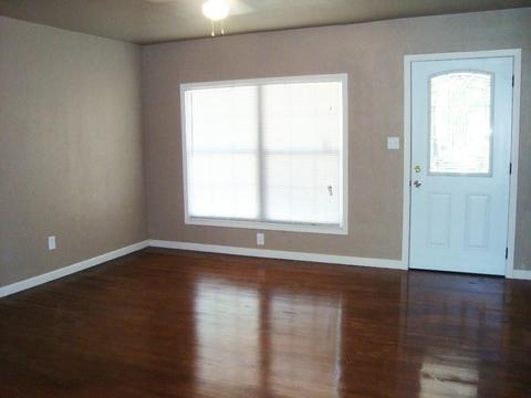 45 E 14th St, Edmond, OK 73034 photo 2