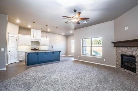 6317 Oxnard St, Edmond, OK 73034 photo 3