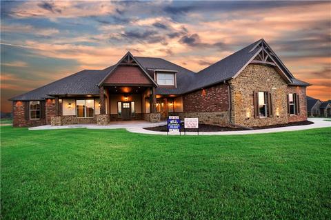 7124 N Shore Dr, Tuttle, OK 73089 photo 1