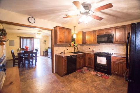 117 E Jefferson St, Tecumseh, OK 74873 photo 5