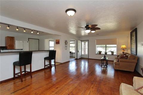 211 S Morgan, Tuttle, OK 73089 photo 5