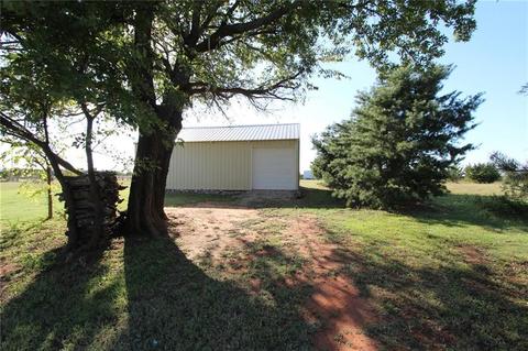 211 S Morgan, Tuttle, OK 73089 photo 31