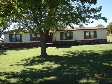 620 N 11th, Thomas, OK 73669 photo 1