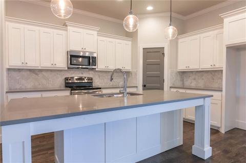 2117 Cox Ln, Moore, OK 73160 photo 6
