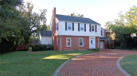 920 E Cypress St, Altus, OK 73521 photo 1
