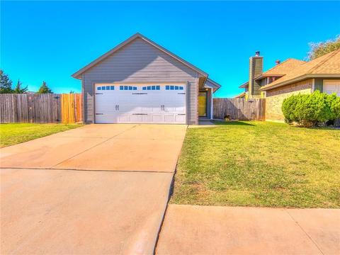 2301 Cedar Brook Dr, Moore, OK 73160 photo 4