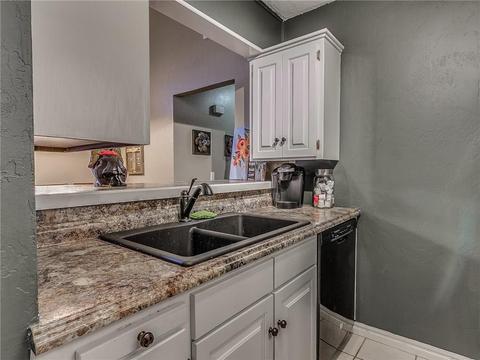 2301 Cedar Brook Dr, Moore, OK 73160 photo 18