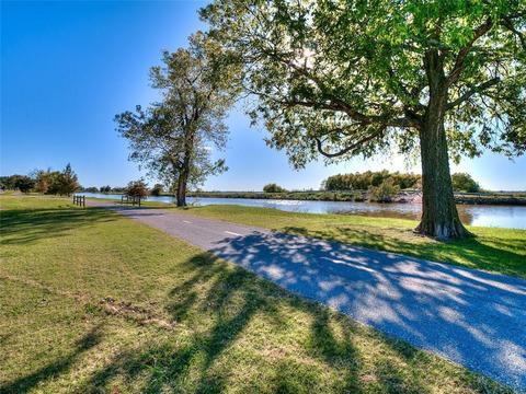3837 N Eagle Ln, Bethany, OK 73008 photo 4