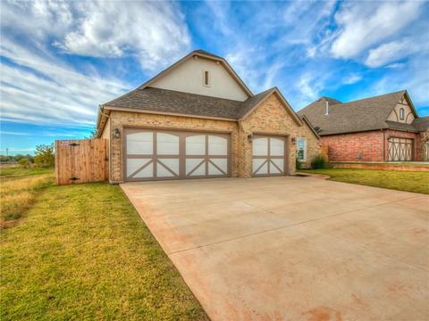 2300 E Kellan Crt, Mustang, OK 73064 photo 3