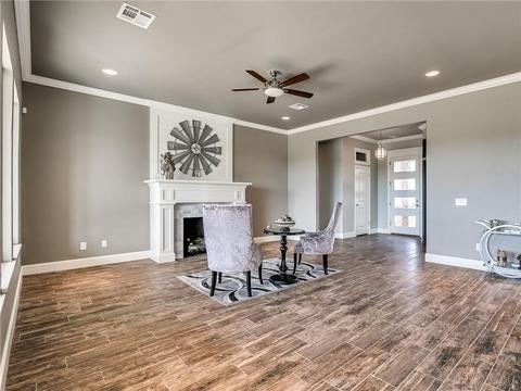 2300 E Kellan Crt, Mustang, OK 73064 photo 9