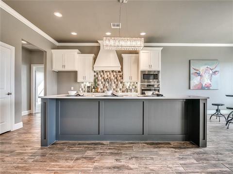 2300 E Kellan Crt, Mustang, OK 73064 photo 14