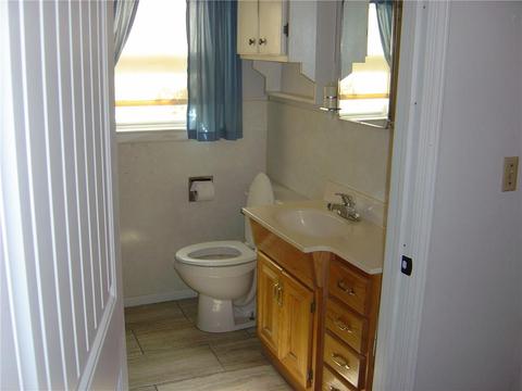 916 E Sycamore, Altus, OK 73521 photo 12