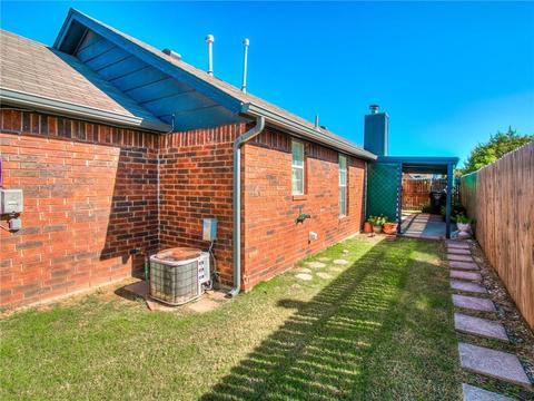 2103 Westmore Dr, Moore, OK 73170 photo 14