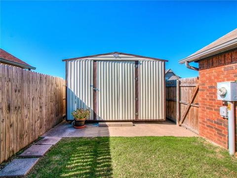 2103 Westmore Dr, Moore, OK 73170 photo 15