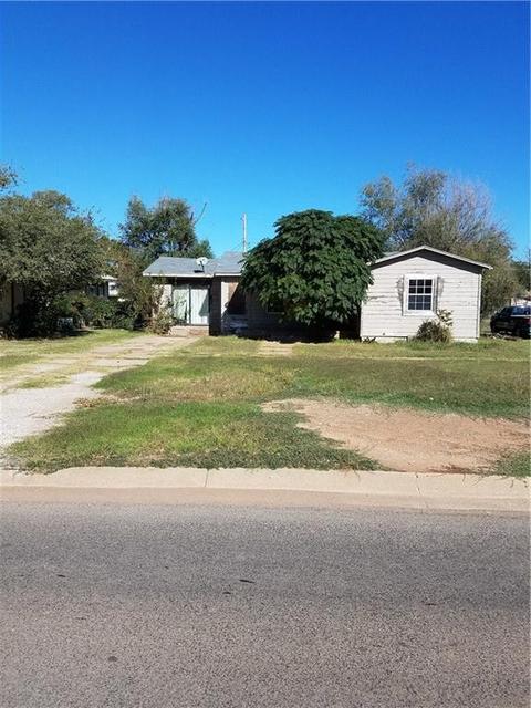 505 E Pecan, Altus, OK 73521 photo 2
