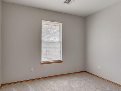 1817 Meadow Run Dr, Moore, OK 73160 photo 10
