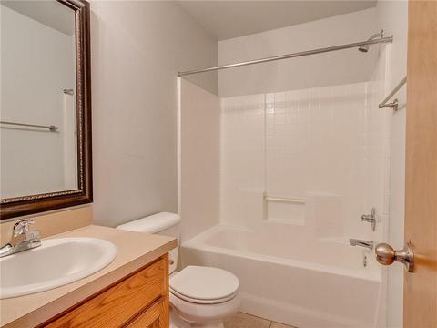 1817 Meadow Run Dr, Moore, OK 73160 photo 13