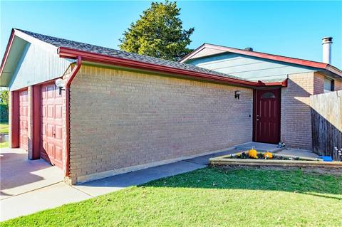 2001 Shadow St, Norman, OK 73071 photo 2