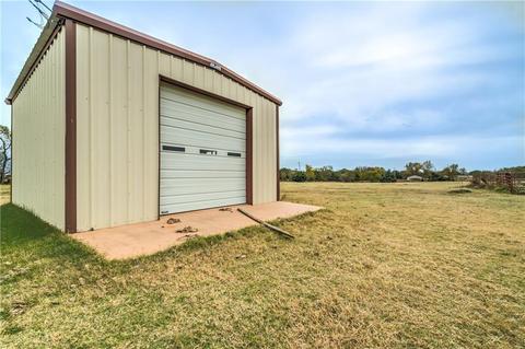 8675 Rolling Meadows Dr, Guthrie, OK 73044 photo 25