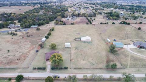 8675 Rolling Meadows Dr, Guthrie, OK 73044 photo 2