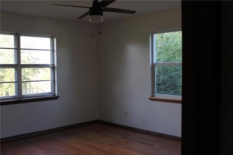 810 E Park St, Tecumseh, OK 74873 photo 9