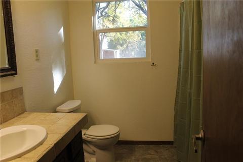 810 E Park St, Tecumseh, OK 74873 photo 12