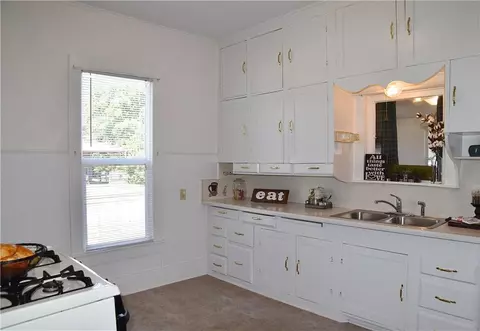1501 E Springer, Guthrie, OK 73044 photo 5