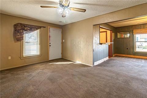 214 S Maple, Crescent, OK 73028 photo 4