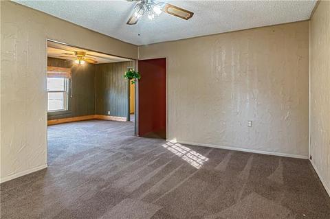 214 S Maple, Crescent, OK 73028 photo 3