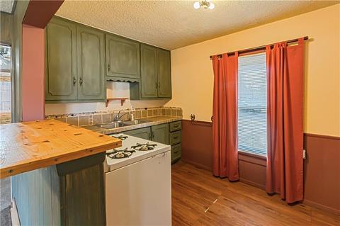 214 S Maple, Crescent, OK 73028 photo 8